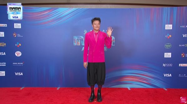 60岁！KATSEYE多国语言问候、ILLIT俏皮登场j9九游真人游戏第一平台2
