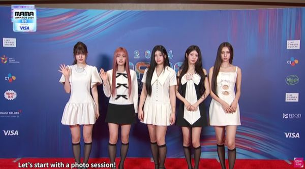 60岁！KATSEYE多国语言问候、ILLIT俏皮登场j9九游真人游戏第一平台2024MAMA／JYP：跳到(图6)