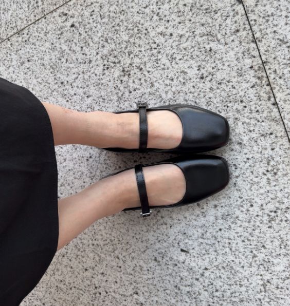 厂直供多款秋鞋百搭舒适69元舍得用真皮九游会登录j9入口天凉足先知!泉州老(图2) 厂直供多款秋鞋百搭舒适69元舍得用真皮九游会登录j9入口天凉足先知!泉州老(图2)